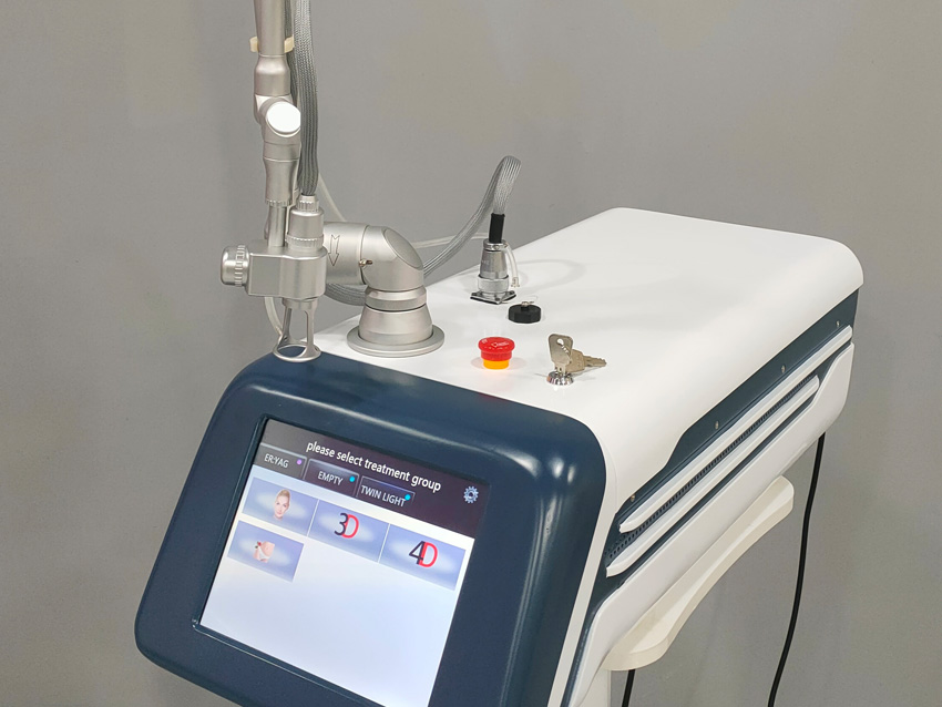 Máquina Portátil de Laser Fracionado de CO2 Tratamento de Cicatrizes Sardas Remoção de Pigmentação Rejuvenescimento da Pele Aperto Vaginal